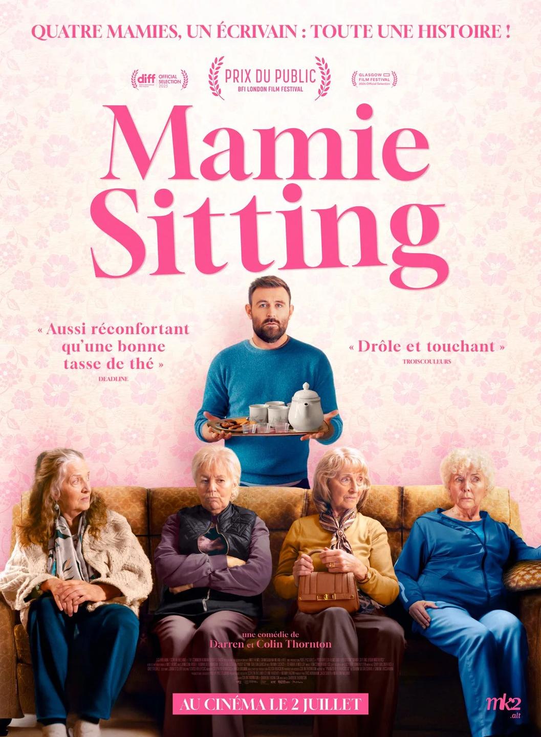 MAMIE SITTING